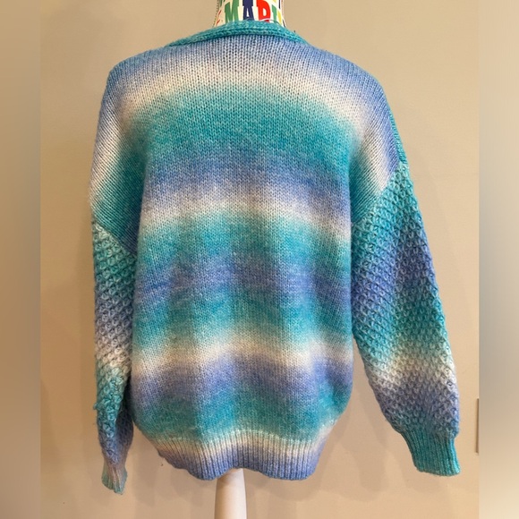 💥SALE💥QED London blue, white and purple sweater. mother of pearl buttons. - Picture 3 of 4